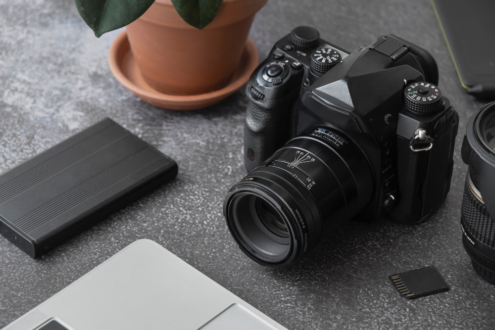 Jak wybrać fotografa produktowego? Przegląd oferty i cennik packshotów