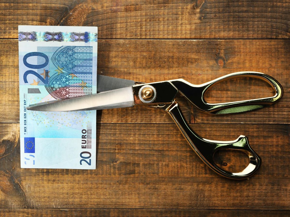Dlaczego euro spada wobec złotego?